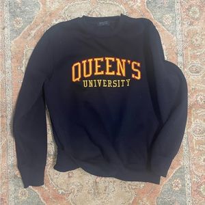 QUEENS UNIVERSITY CREWNECK